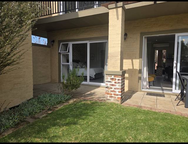 1 BEDROOM FLAT FOR SALE IN LOCHVAAL
